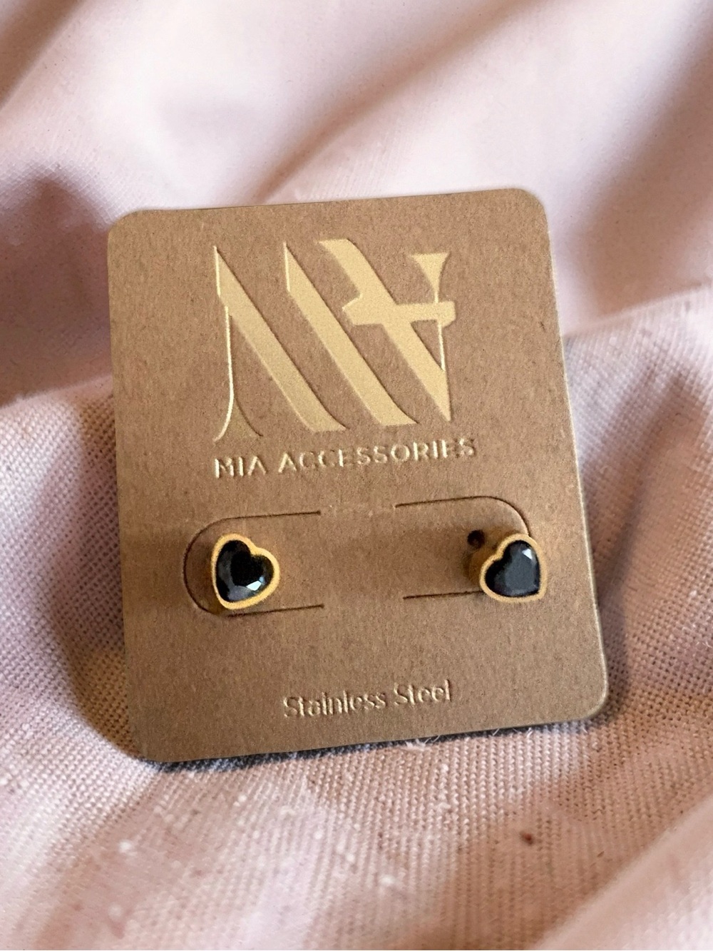 18K Gold Plated Black Heart Stud Earrings – Stainless Steel